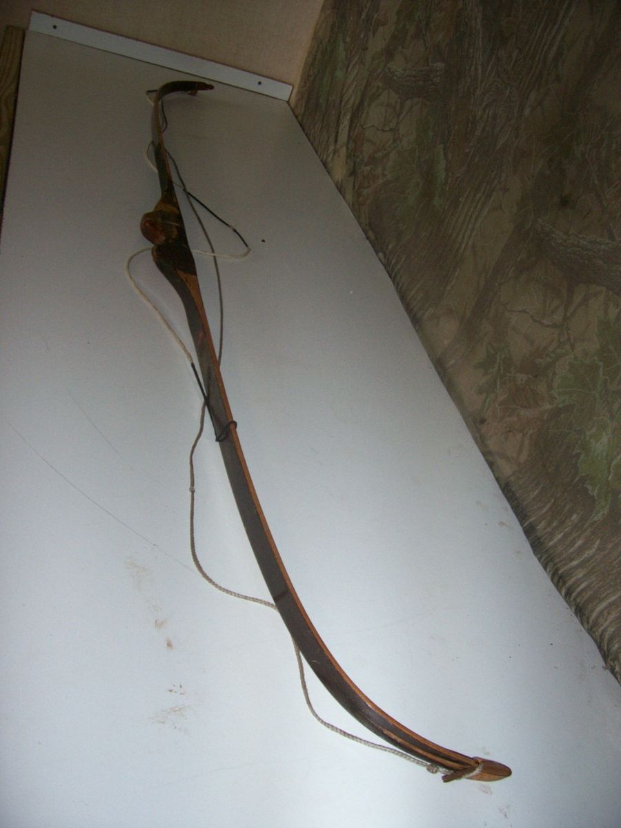 VINTAGE ANTIQUE EDDINGS ARCHERY IOWA LEFT HANDED LONG BOW 