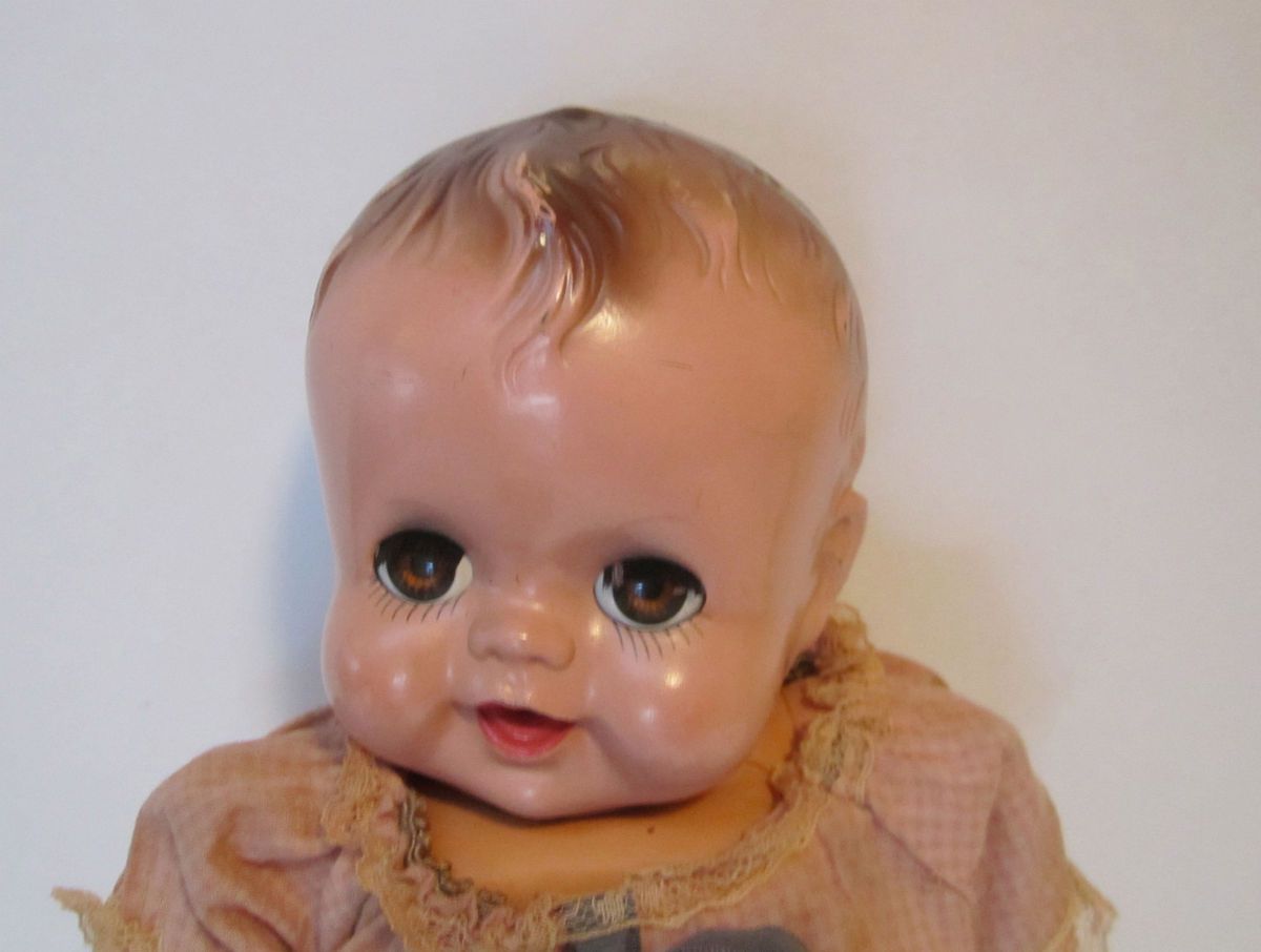 1954 SUNBABE BABEE BEE RUTH E NEWTON N.Y. PLASTIC HEAD SELLING AS