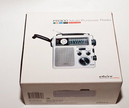  Eton FR300 Emergency Crank Radio