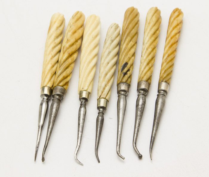 Exquisite Spiral Fluted Oxbone Handled Dental Instruments Set of Seven