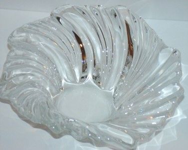 Mikasa Crystal Belle Epoque Round Swirl Bowl Centerpiece 8 1 4 SN000