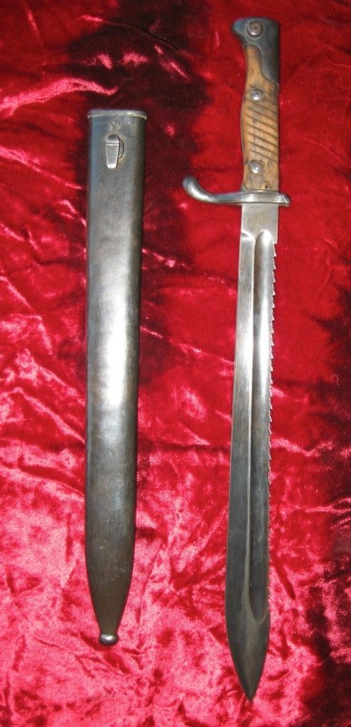 Pre WW1 German Model 1898 05 Sawback Butcher Bayonet