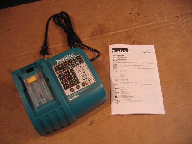 Makita DC18RA 7 2 18 Volt Li ion Battery Charger New w Manual Perfect