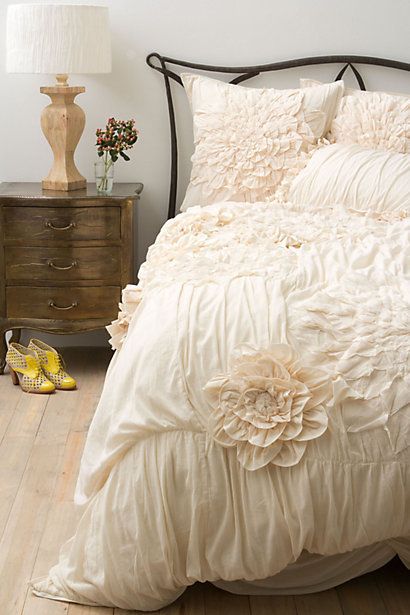   Georgina Queen Duvet Cover 1 Euro Sham 2Std Shams Bedskirt Cream