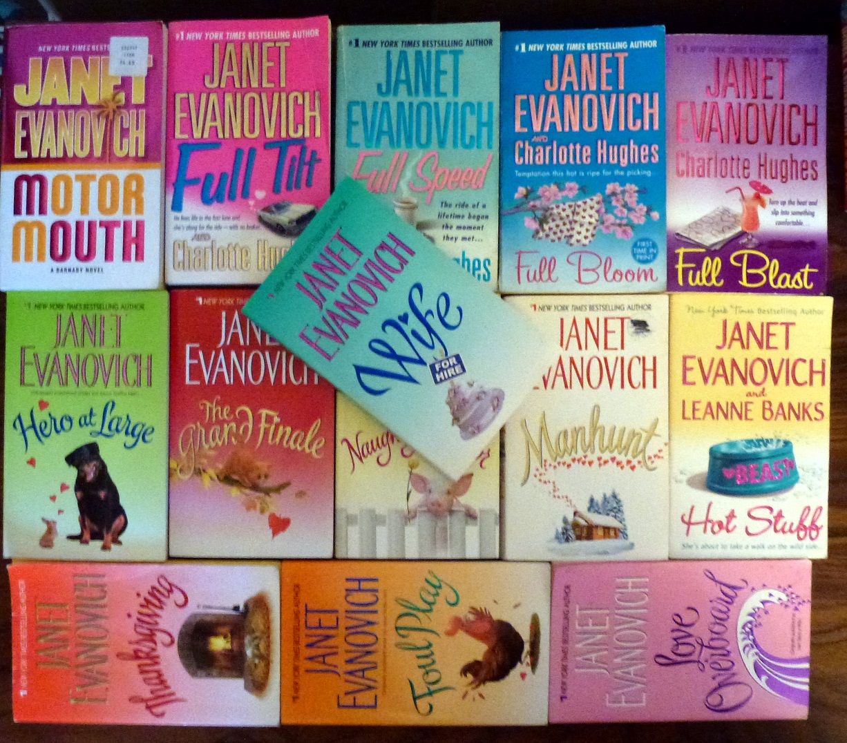 Janet Evanovich Collection Lot of 26 Stephanie Plum Full Series PB