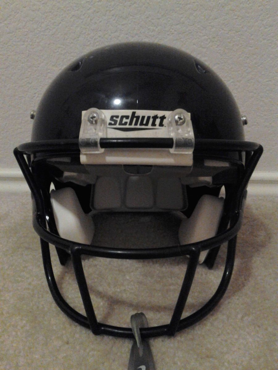 Schutt DNA youth Football Helmet Small Black w face mask and chin