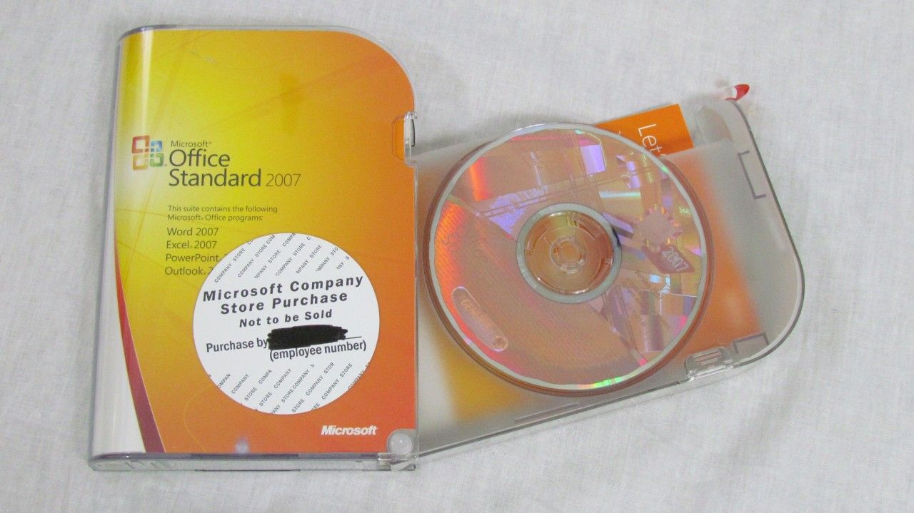 Microsoft Office Standard 2007 Word Excel Powerpoint & Outlook