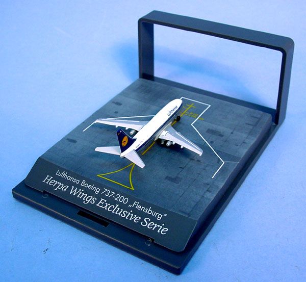 Herpa Lufthansa Exclusive B737 200 Flensburg 515931 D A