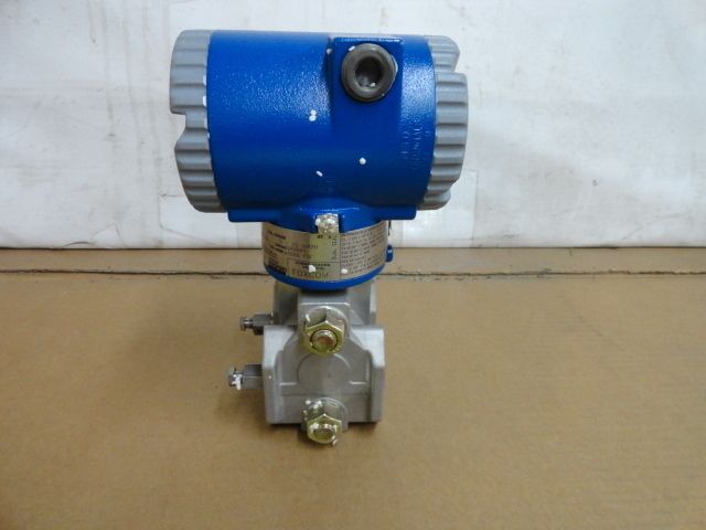 Foxboro 1DP10 D20B21F Pressure Transmitter