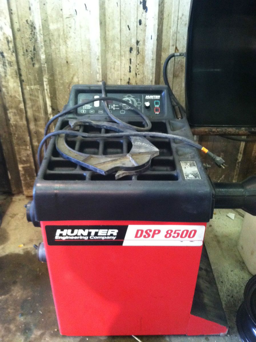 DSP 8500 HUNTER TIRE BALANCER