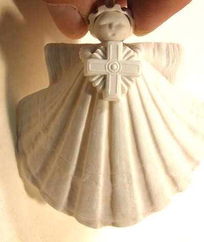 Retired 1993 Margaret Furlong Porcelain 3 Angel Ornament w Cross