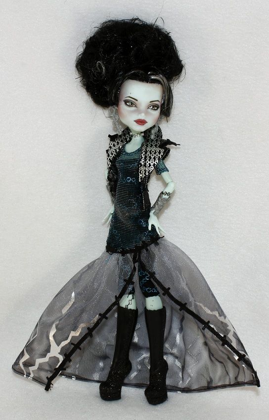 Monster High Frankie Stein Repaint OOAK  Angelina Jolie  Last Doll