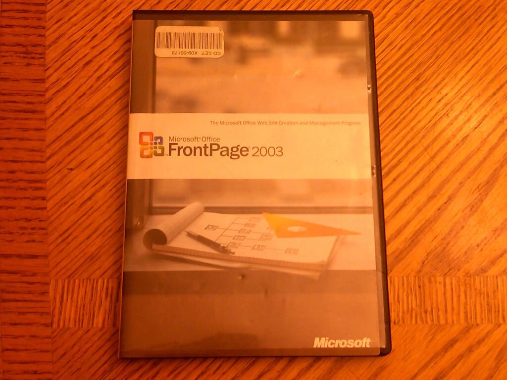 Microsoft FrontPage 2003 Full Retail Version