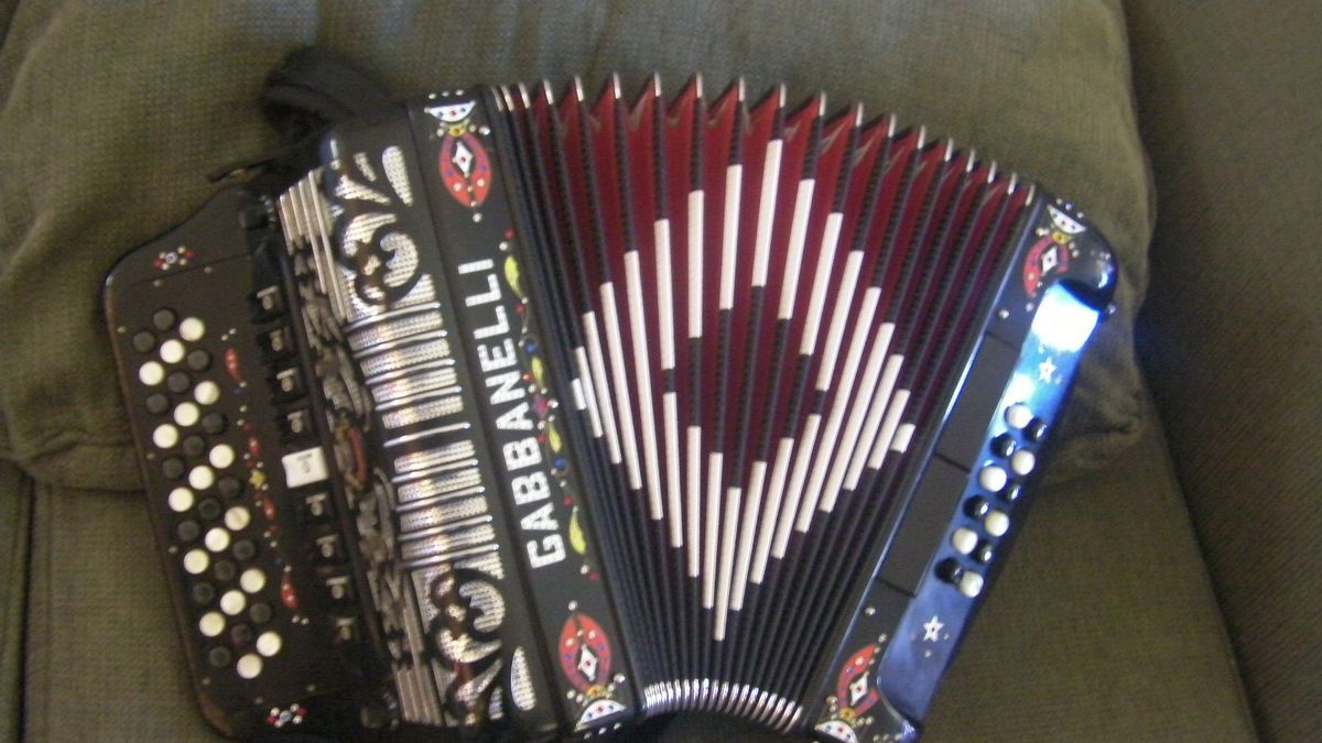  Gabbanelli Accordion 9 Register