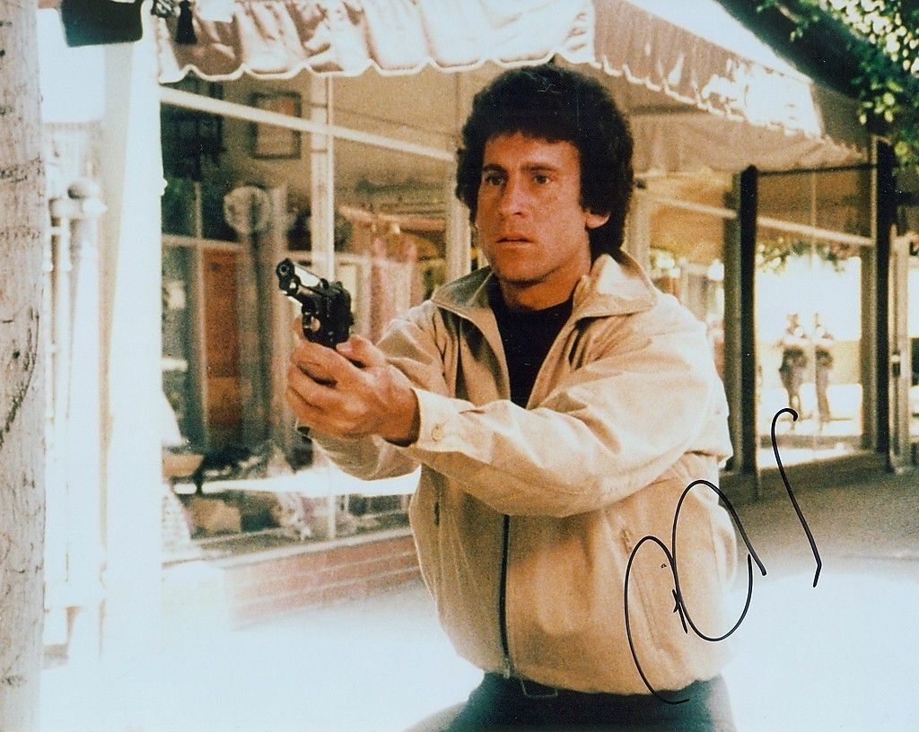 Autographed Paul Michael Glaser DET Dave Starsky Starsky Hutch