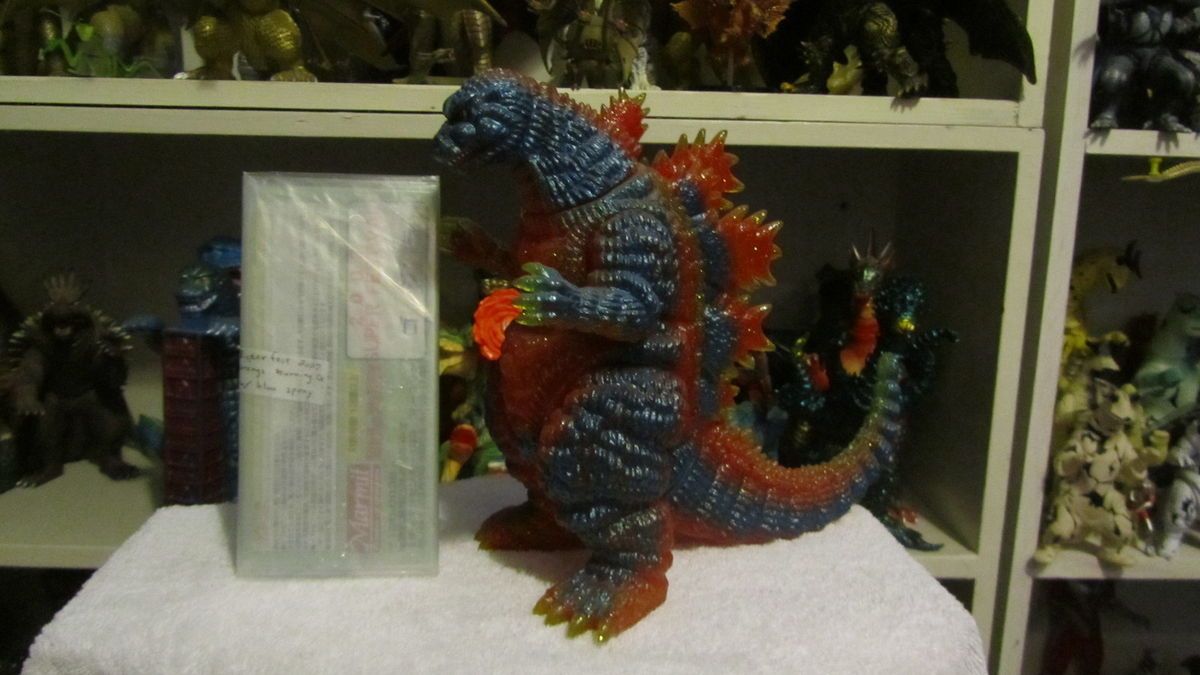 Marmit 1st release Godzilla 95 blue sprays kaiju Bullmark Marusan