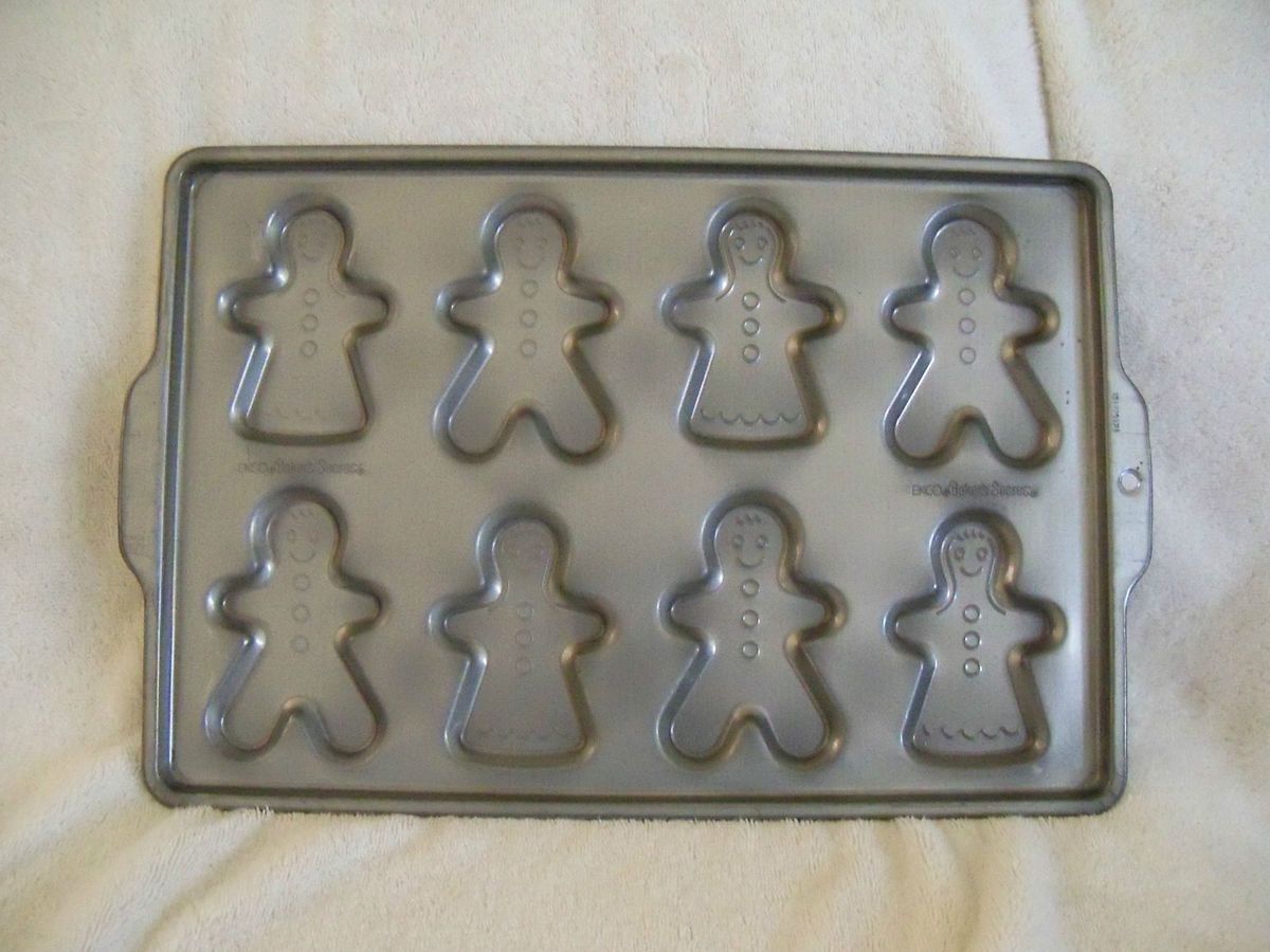 Ekco Bakers Secret Ginger Bread Boy Girl Christmas Holiday Cake Pan