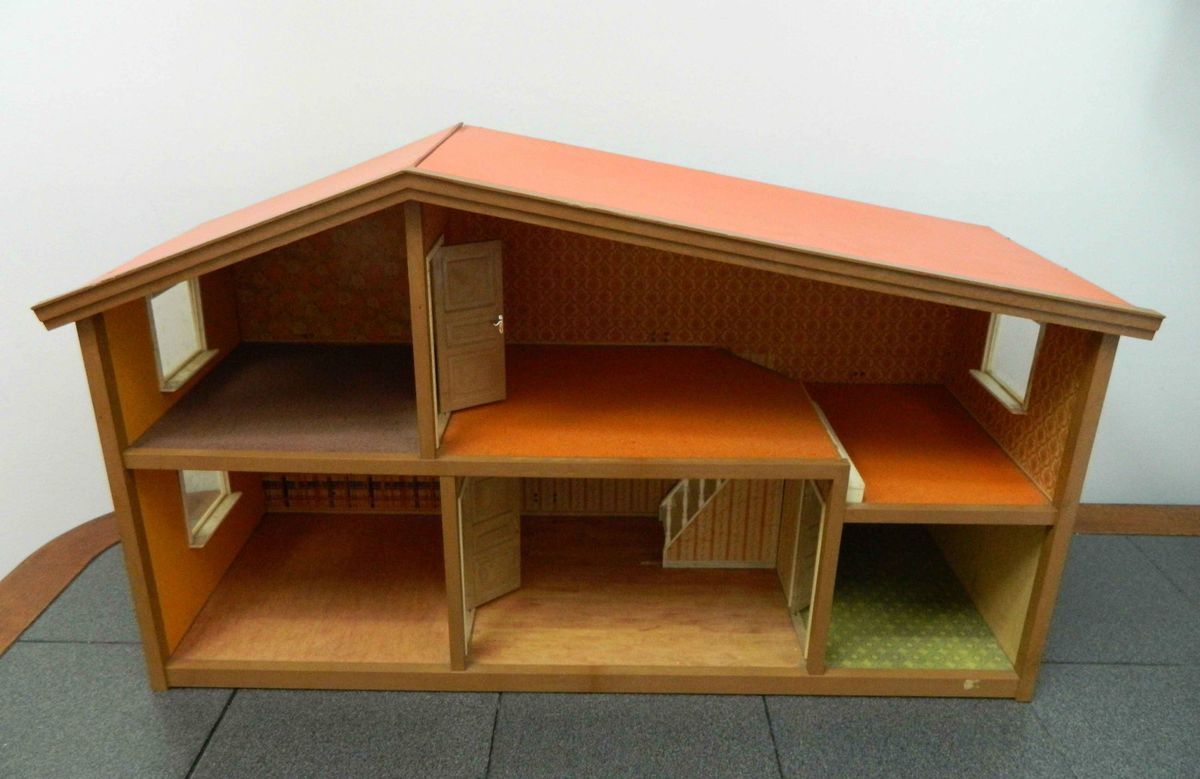 Vintage Lundby Gothenburg Dollhouse Must See