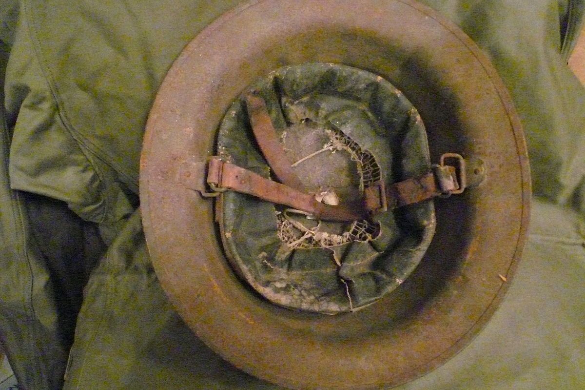 WW1 US Doughboy Helmet Original with Liner