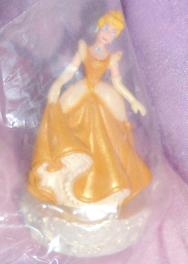 Disney Princess Cinderella 1 5 Tomy Japan Golden Dreams Figure RARE
