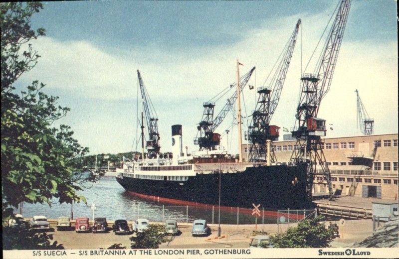 G0738 SHIP Postcard Swedish Lloyd Ships at Gothenburg