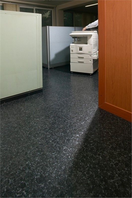 Decoria Granite Vinyl Flooring 17 9 x 17 9