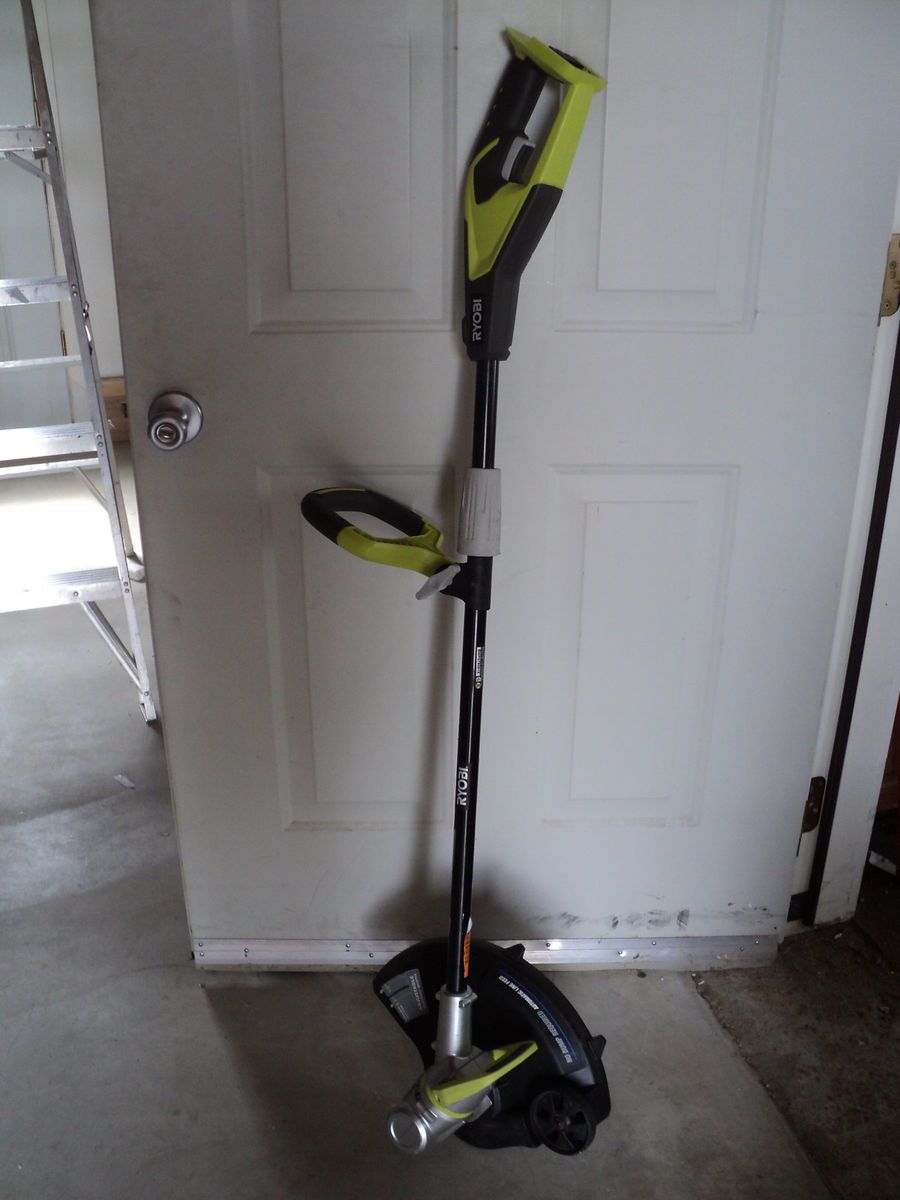 Ryobi RY24200 Cordless Lawn Edger String Trimmer 24 V