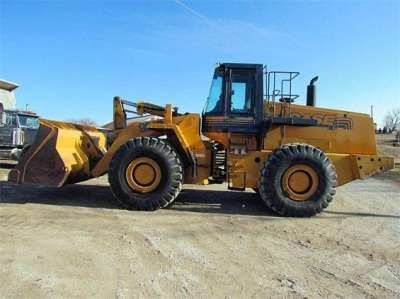 1998 Case 921B Wheel Loader w Loader Bucket