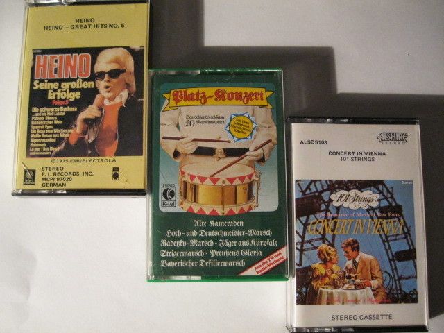 Lot of 3 German Music Cassettes Heino Platz Concert Concert in Vienna