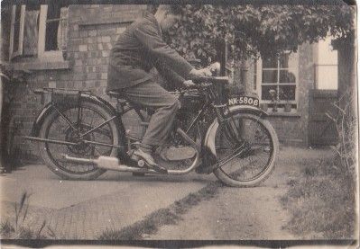 pc hertford queens road street scene buildings houses c1920