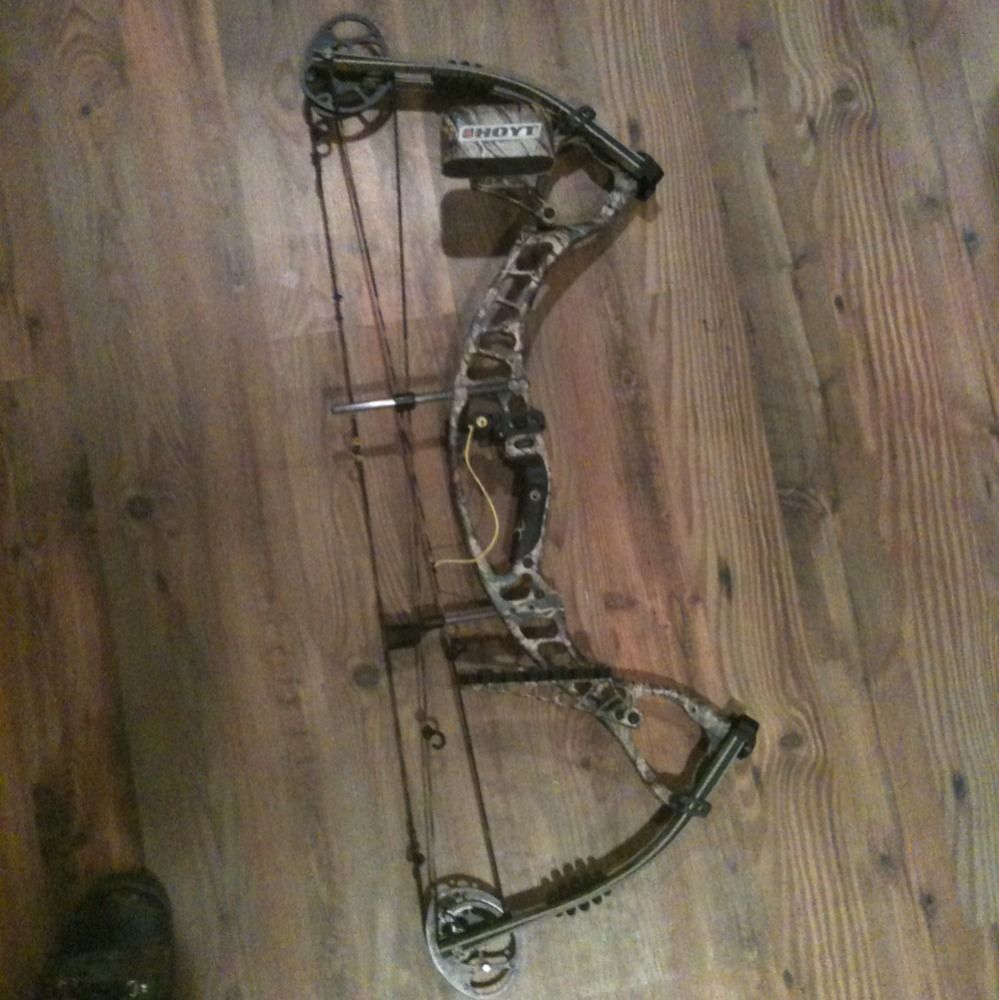 Hoyt Alpha Burner Bow