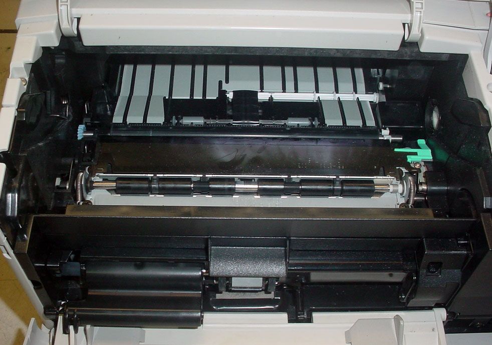 HP LaserJet LJ 4000N Laser Printer C4120A 194 910 Page Count 8MB