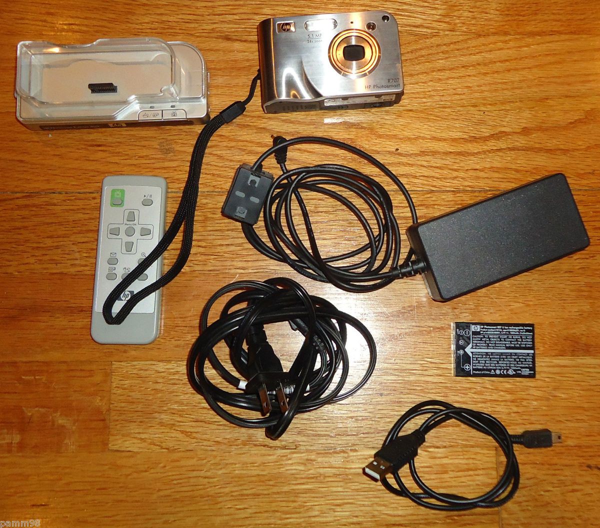 HP Photosmart R707 5 1 MP Digital Camera