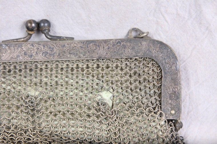 L206 Antique Mesh Purse German Silver Chain Handle