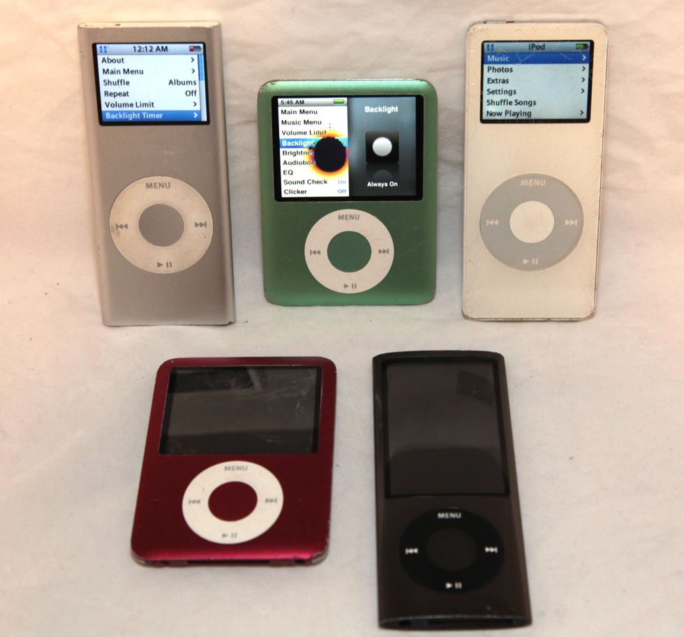 iPod Nano 2X 8GB A1236 1x 4GB A119 1GB A1137 8GB A1320 2 Works 3 for