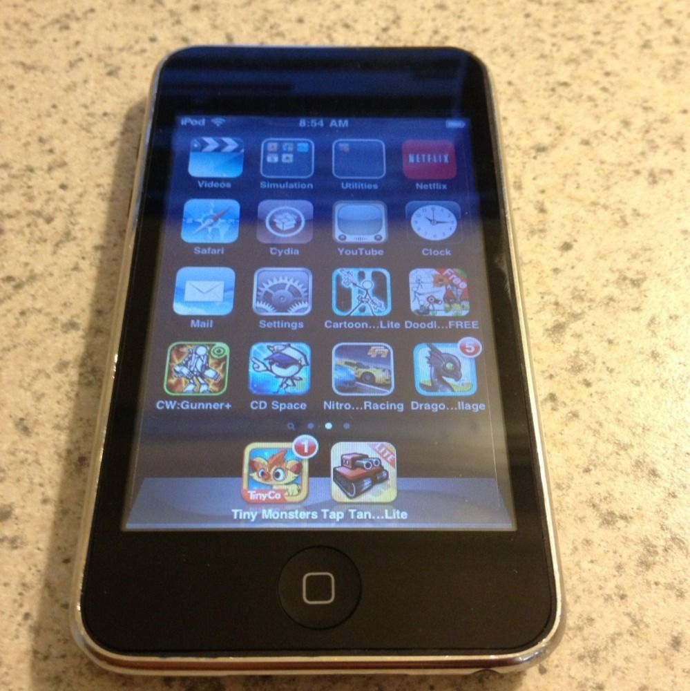 Apple iPod Touch 2nd Generation 8 GB