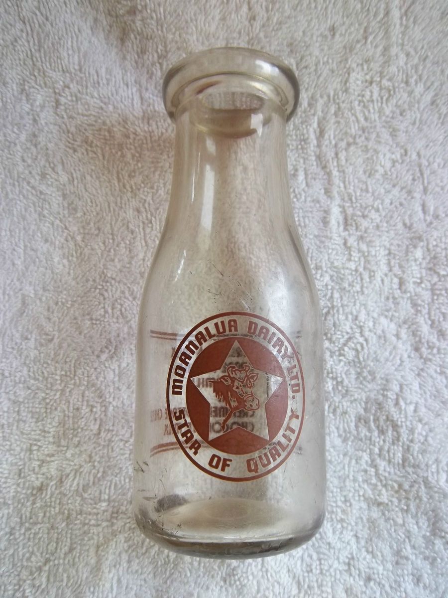 Old Moanalua Painted Label Dairy  Star of Quality Milk Bottle Hawaii