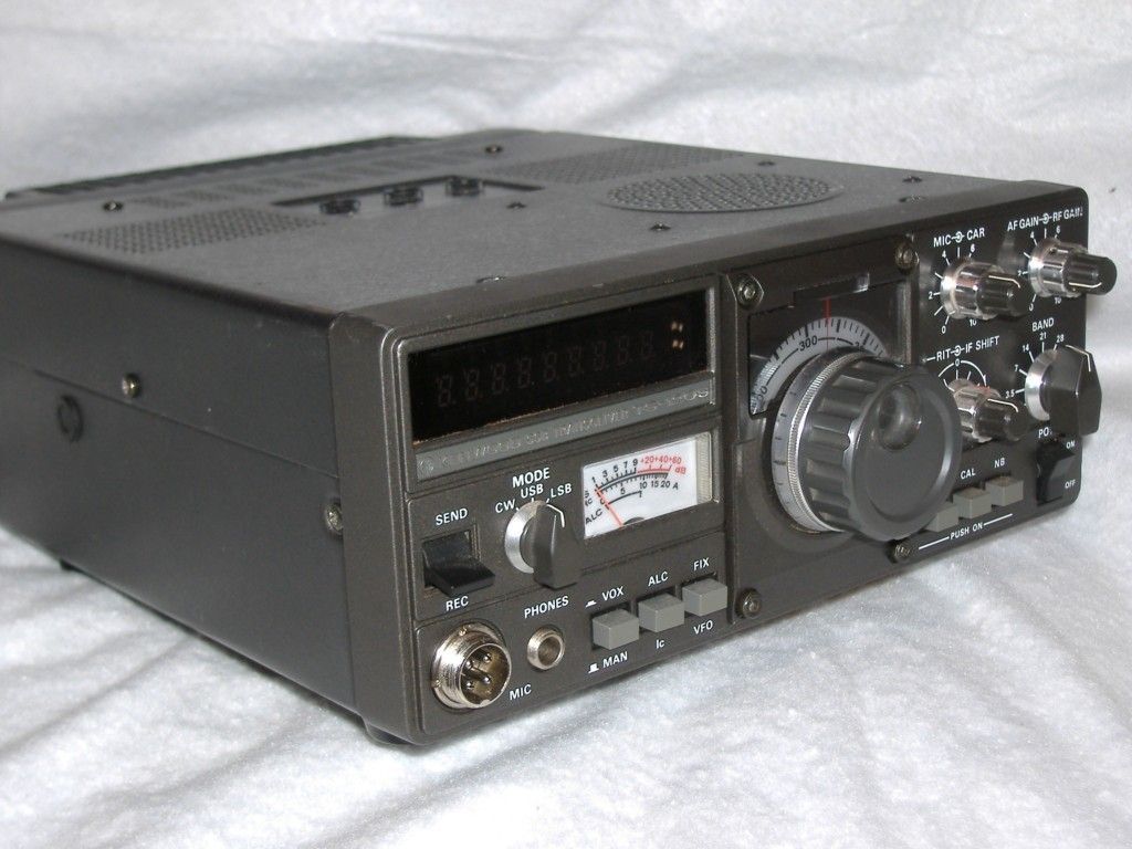 Kenwood TS 120s Transceiver