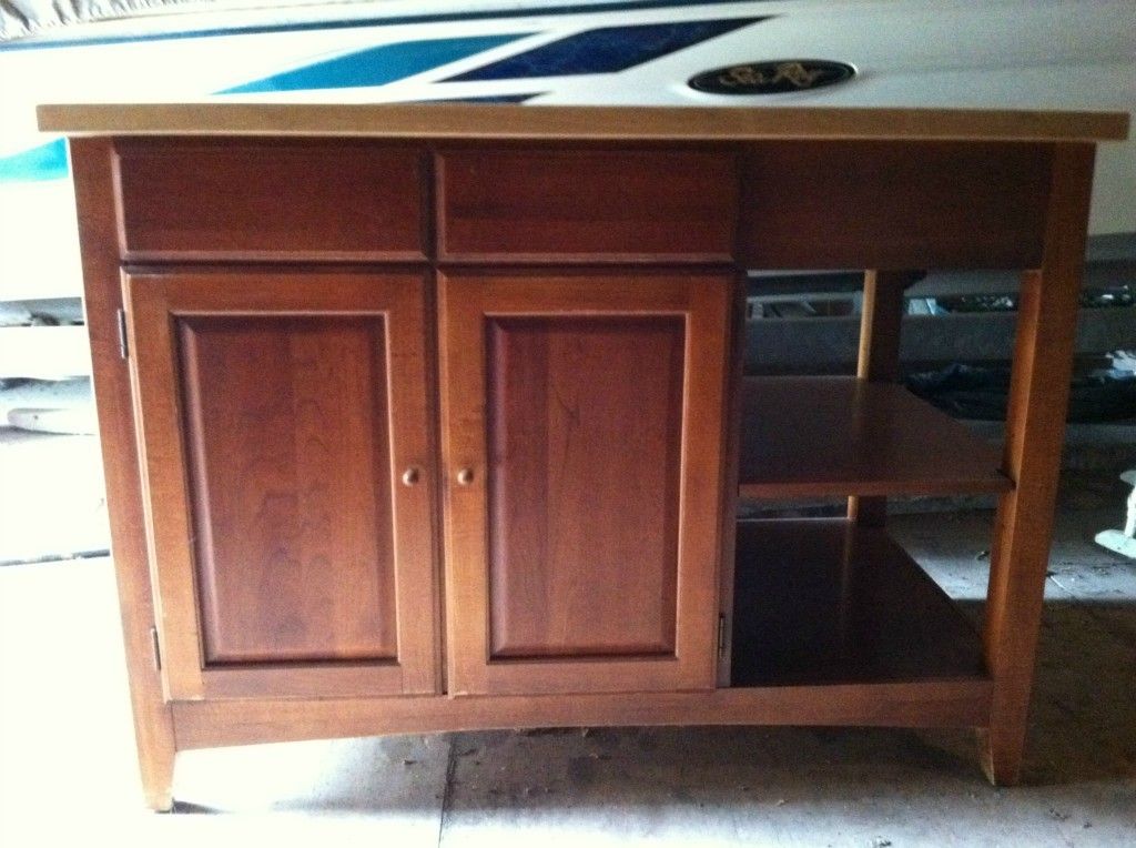 Thomasville Cherry Kitchen Island