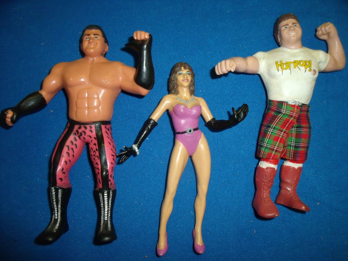 Wrestling action figure WWE WWF Brutus Beefcake Elizabeth Rowdy Roddy