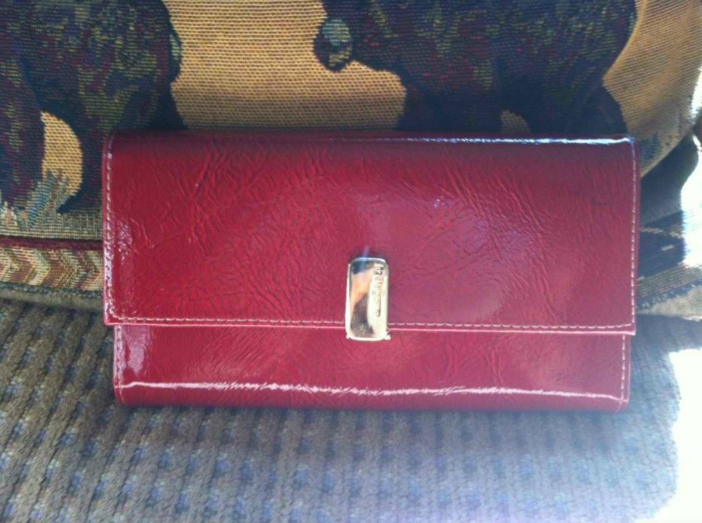 Liz Claiborne Checkbook Wallet Red Granny Smith