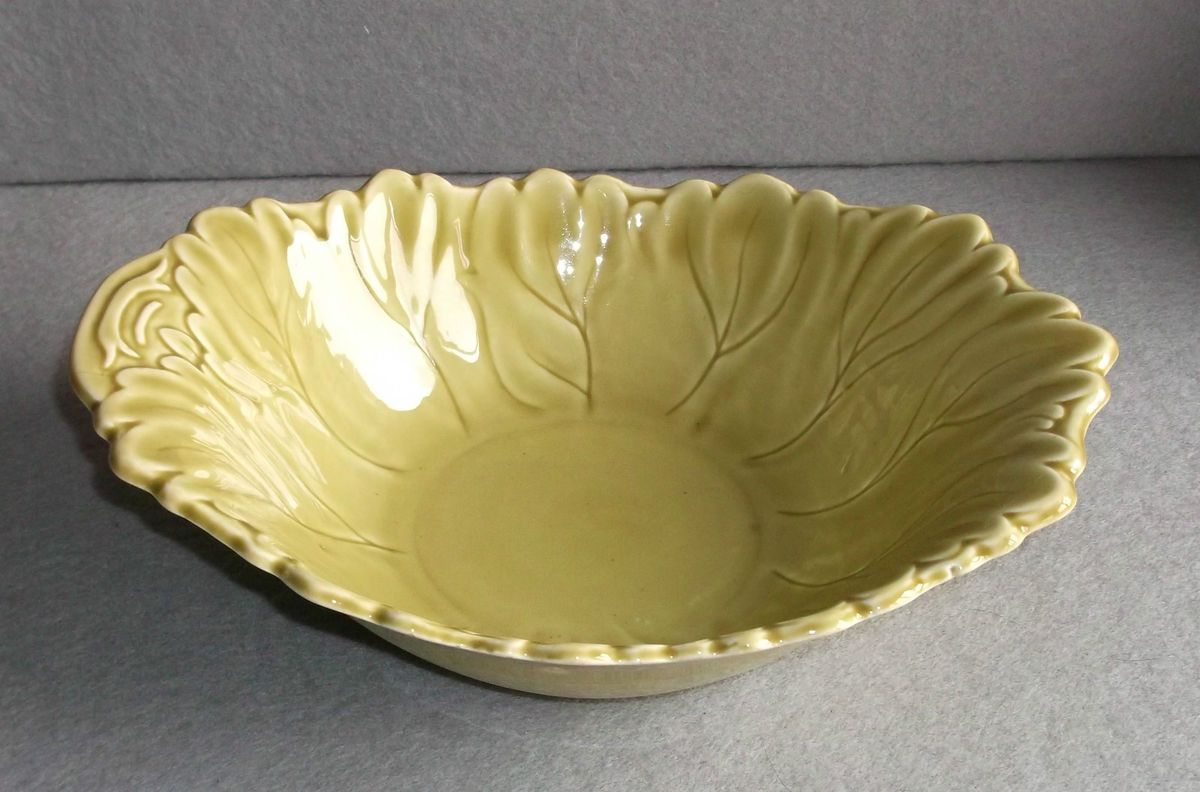 Vintage 1940s GOLDEN FAWN WOODFIELD OVAL SERVING VEGETABLE BOWL by