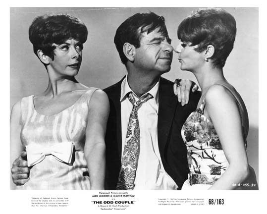 The Odd Couple Still Matthau and Pigeon Sisters G367