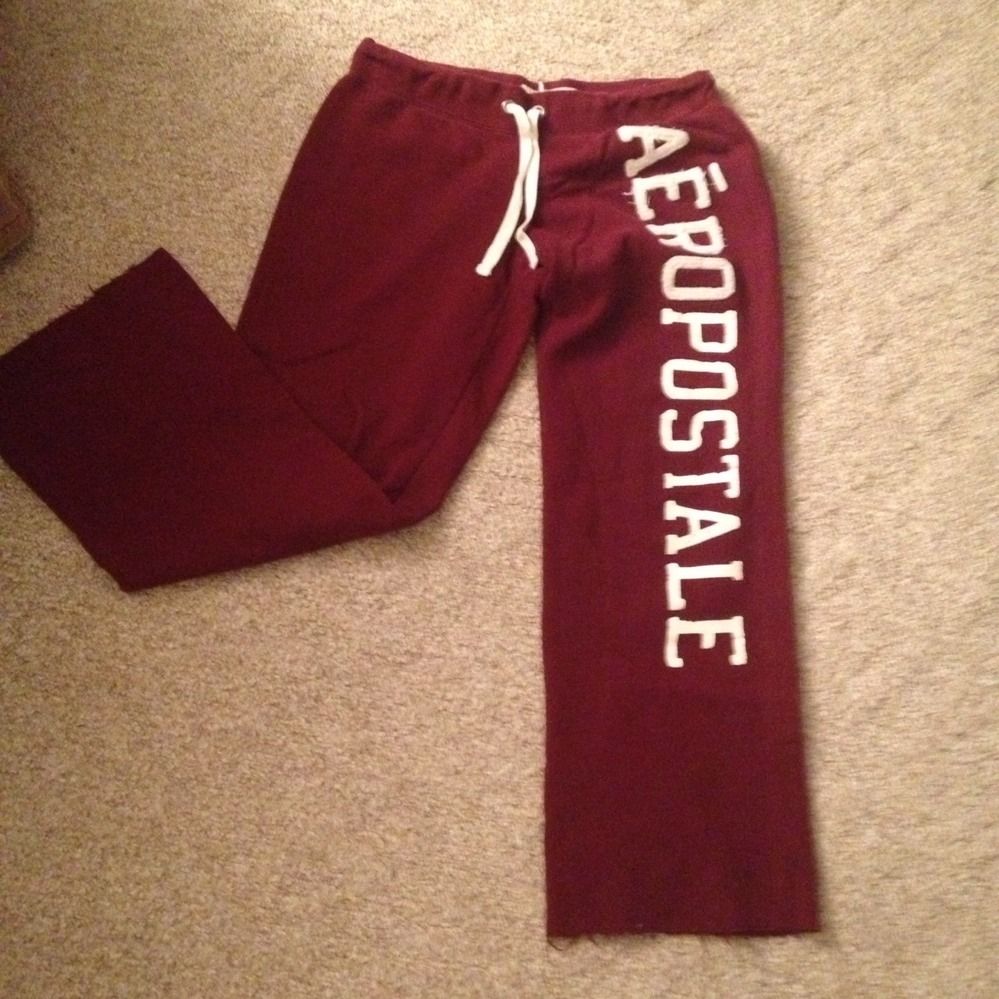 Aeropostal Maroon Sweatpants Medium