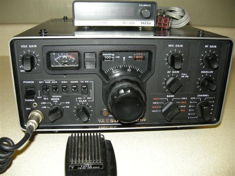 Yaesu ft 221R 2 Meter All Mode Ham Transceiver