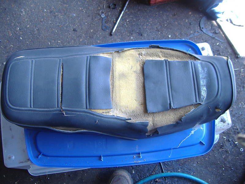 Suzuki GN400 GN 400 GN400X Motorcycle Seat 1981