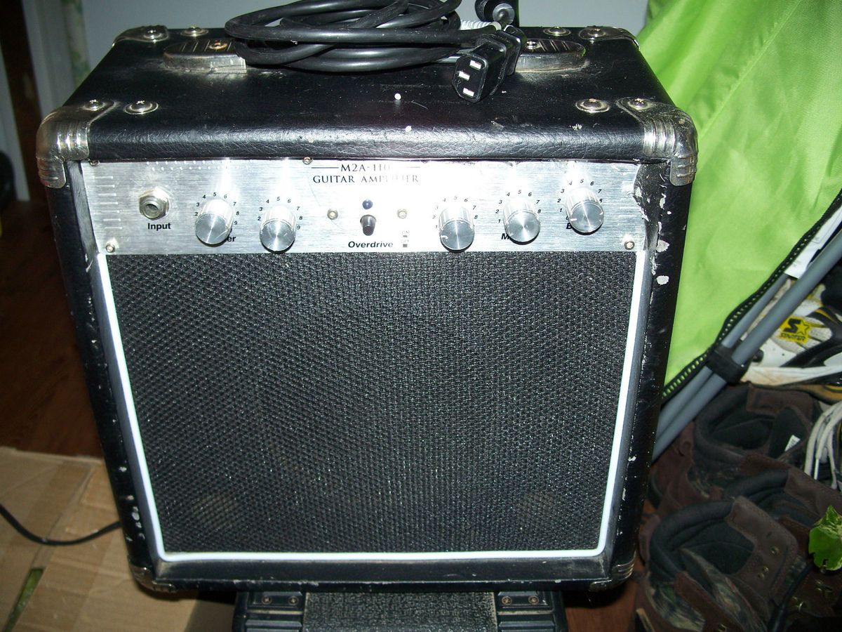 First Act 10 Watt Guitar Amplifier Treble Middle and Bass Sounds Great