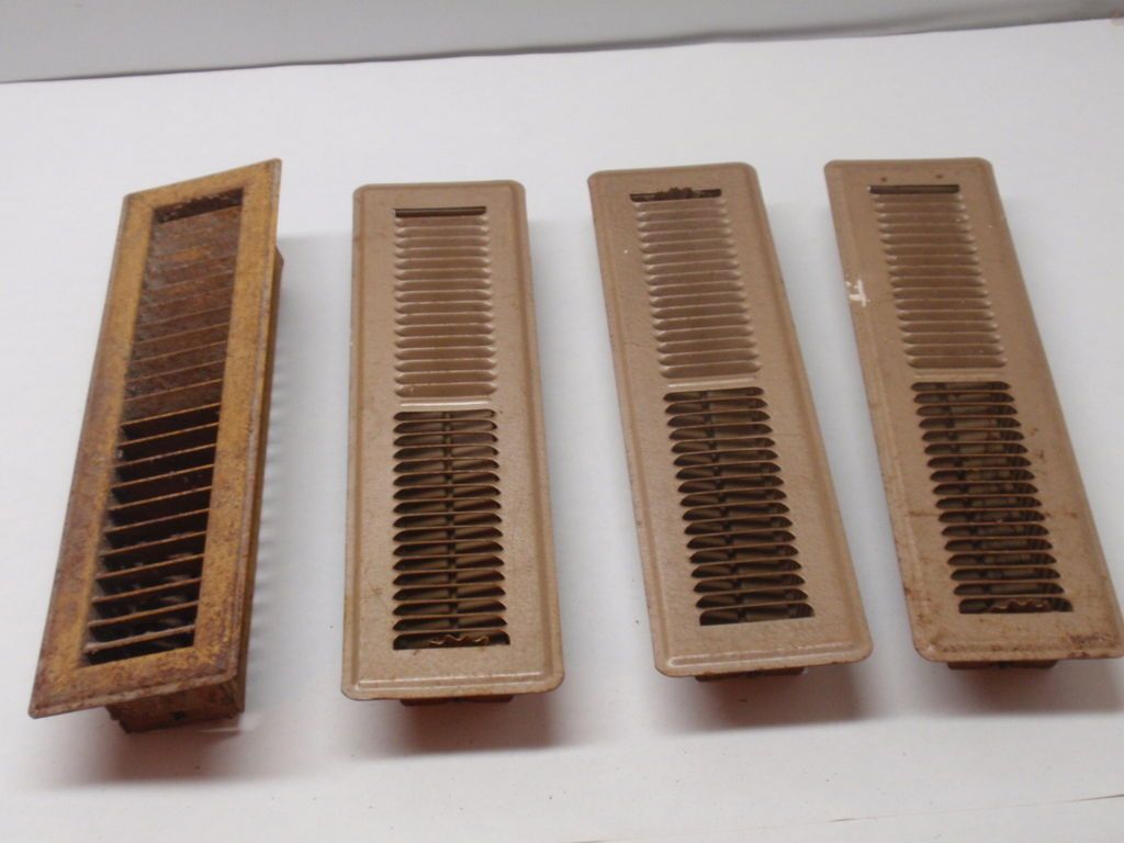 of 4 Vintage Used Old Metal Floor Hot Air Furnace Heating Vent Grates