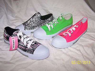 AIRWALK~KICKS II LO~CANVAS SNEAKERS~NWT~W OMENS SZ 5.5, 6, 6.5, 7, 7.5