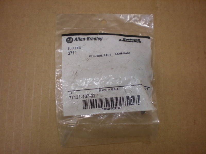 NIB ALLEN BRADLEY 77131 107 02 7713110702 LAMP BASE